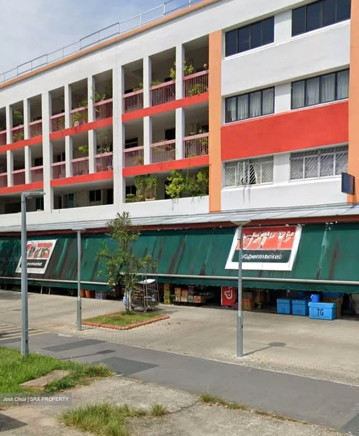 Tampines Street 81 (D18), Shop House #597527041